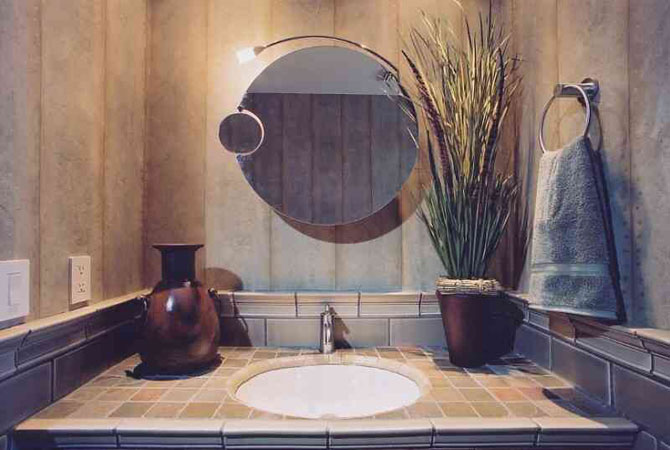 дизайн ванной комнаты с чугунной ванной